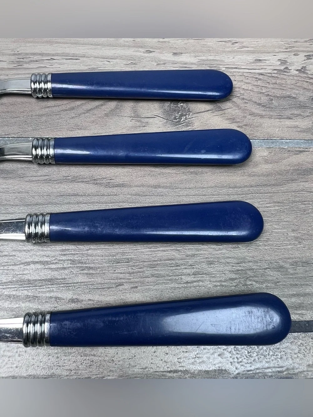 Gibson VTG Blue Plastic Handle Teaspoons Stainless Steel Flatware set of 4 Retro